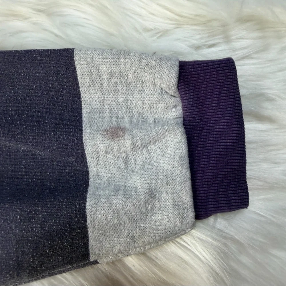 Vintage Bugle‎ Boy Co Sweater
